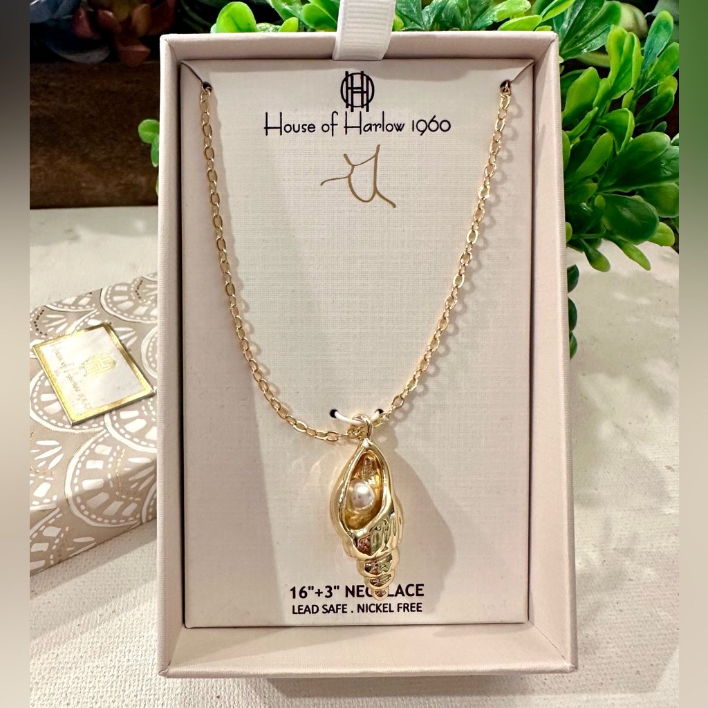 House Of Harlow 1960 Pearl Spiral Conch Necklace